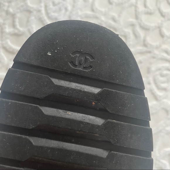 Quilted leather combat boots - Picture 6 of 7